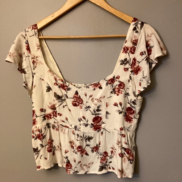 American Eagle Outfitters Tops - American Eagle - Crop Top